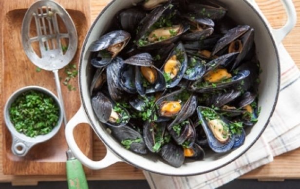 Beer Braised Mussels