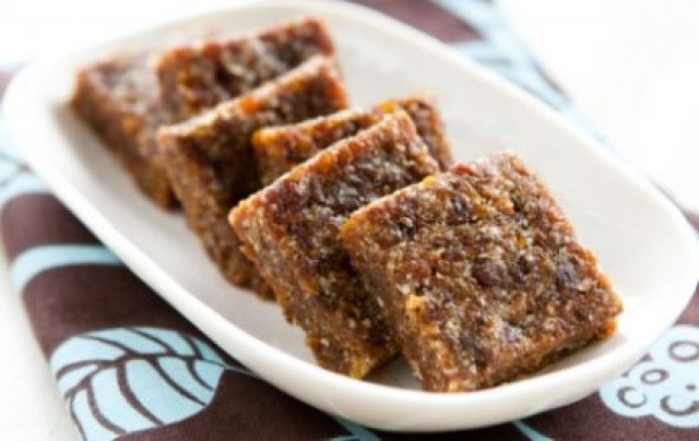 Hempseed Apricot Chews