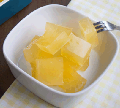 Sweet and Sour Gelatin Gummy Snacks