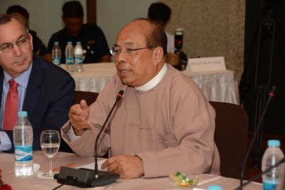 Myanmar’s National Security Advisor Hon U Thaung Tun and U.S. Ambassador Scot Marciel took briefs from participants as they prepared draft communications plans as part of an exercise.