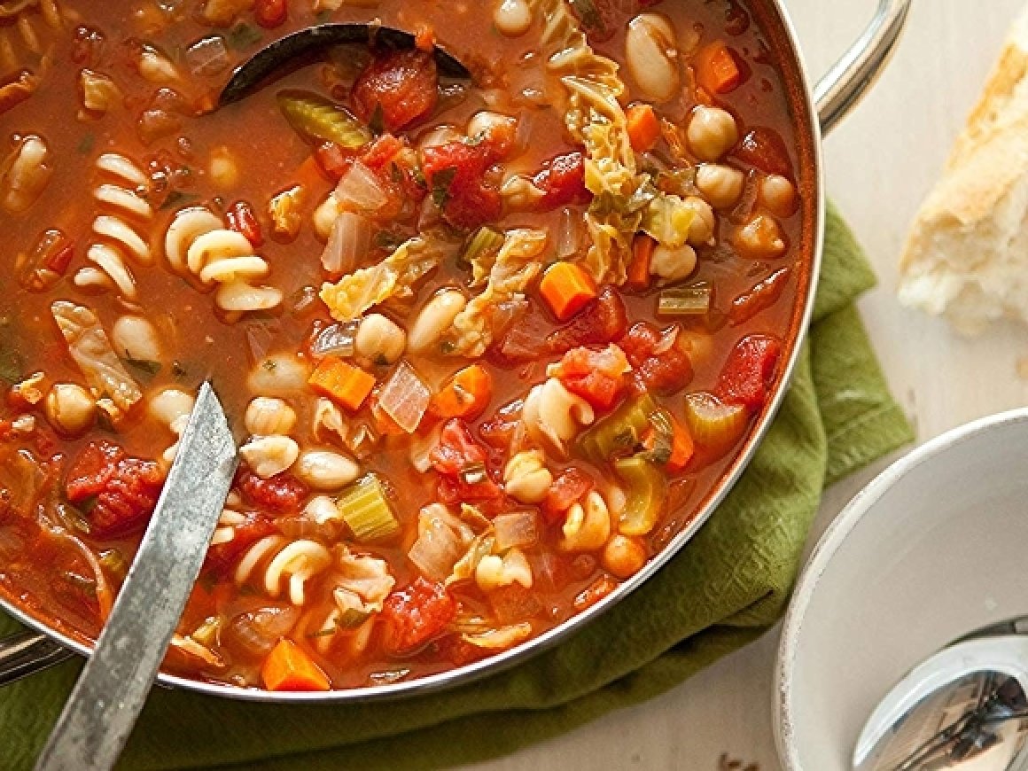 hearty minestrone soup