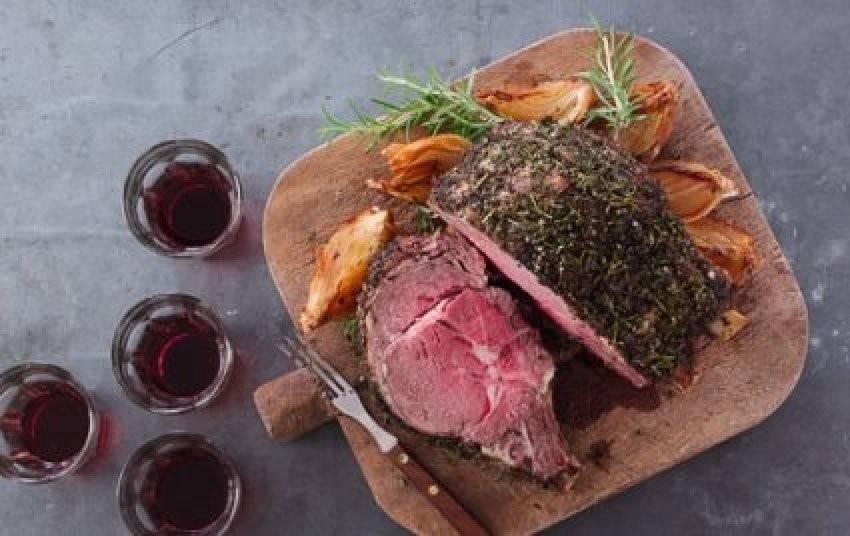 Standing Rib Roast with Caramelized Onions
